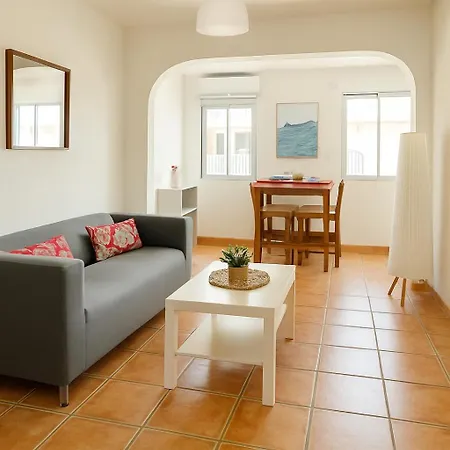Lägenhet 50m - T2 Climatises, & Wifi *