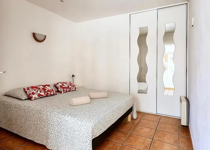 Apartament 50m Plage, Clim & Wifi