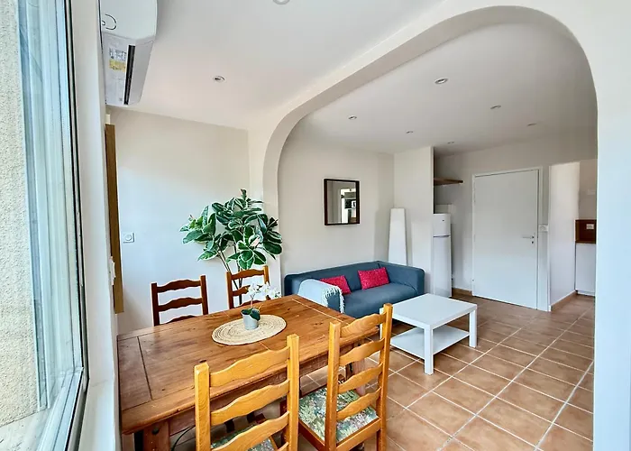 Apartament 50m Plage, Clim & Wifi
