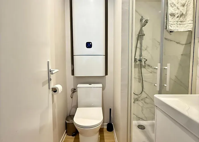 Apartament 50m Plage, Clim & Wifi